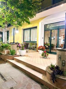 Azzurro Beach Hotel Igea Marina