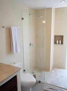 Piscina privada con gran comodidad.