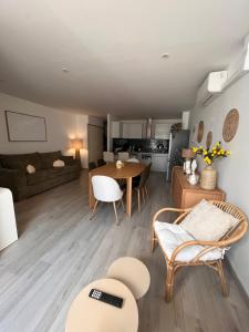 Appartements Charmant T2 centre-ville vue mer direct plage : photos des chambres