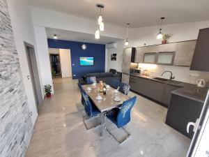 New flat Mušac with great view