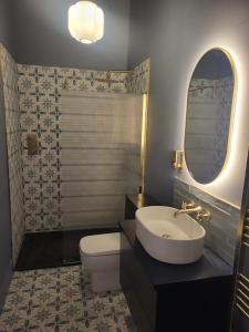 The Ross at The Bank by Coorie Doon Stays