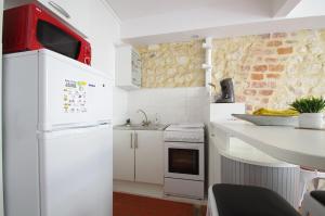 Sara, Wifi, Mignon, Discret