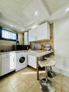 Appartements Le Nation - Studio 2 Prs - 300M Beaches - air conditioning : photos des chambres