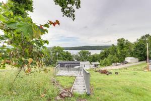 Norfork Lake Views Home with Deck in Henderson