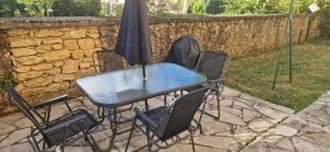 Entre 2 Jardin Drap compris et Barbecue