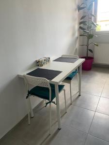 Apartament modern cu balcon