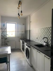 Apartament modern cu balcon