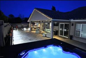 Stunning Views Hot Tub Prime Location - 4hvězdičkové hotely ve městě Sedona