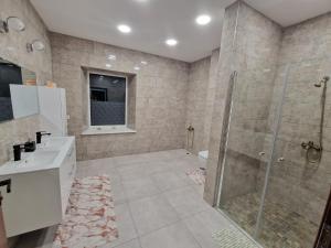 Laumės dvaro svečių namai