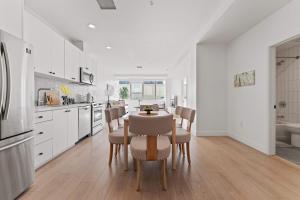 Chic Urban Retreat in LA- 1BD Apartment