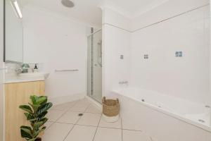 Apartment By The Harbour