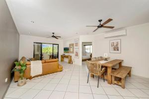 Apartment By The Harbour