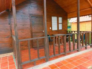 Glamping y Camping El Lago