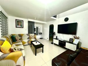 JJs Transient Home Lipa