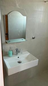 Nelis Apartments