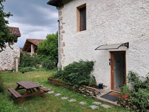 Deux appartements - Gite aux 1000 chemins : photos des chambres