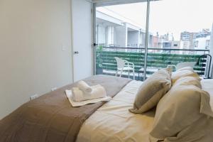 Chic 1BR in Centro Steps from Metro & Attractions