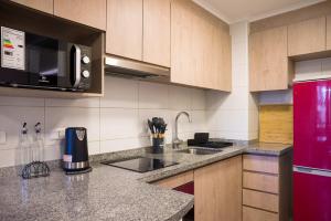Chic 1BR in Centro Steps from Metro & Attractions