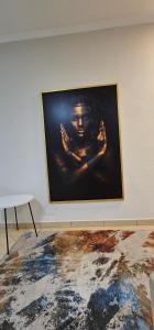 Bright Central Apartment