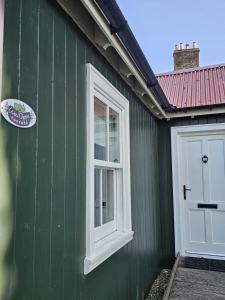 Wee Dipper Cottage Maybole