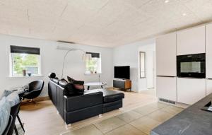 3 Bedroom Beautiful Home In Tarm