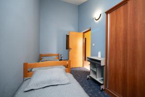 Apartments by the sea Mandre, Pag - 22885