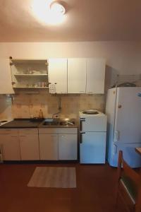 Apartments by the sea Tkon, Pasman - 8244