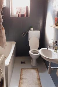 Apartments by the sea Tkon, Pasman - 8244