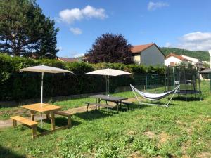 Appartements Fleur de coton - 7 lits : Appartement 2 Chambres avec Balcon et Terrasse