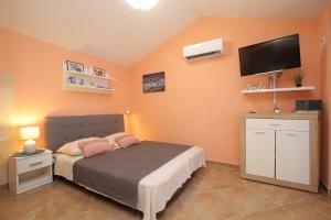 Apartments with parking spaces Stupin Celine, Rogoznica - 23929