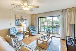 Less Than half Mi to Coast New Smyrna Beach Getaway