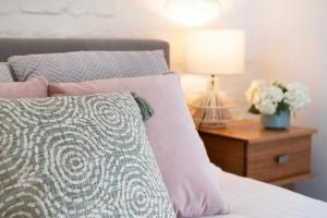 Inner-City Townhouse with Free Parking & WiFi