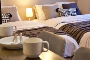 Sun coat Maruyama Garden Hills 703