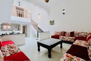 full home pool terrasse résidence alqaria assiyahiya