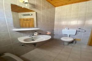 Apartment Idea - One Bedroom Apartment with Balcony and Sea View - A1 - Biser