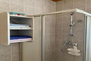 Apartment Idea - One Bedroom Apartment with Balcony and Sea View - A1 - Biser