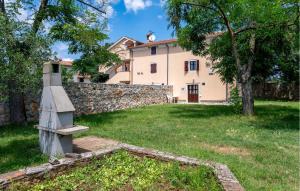 1 Bedroom Awesome Home In Bale