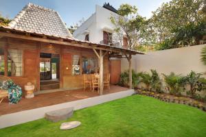 Melasti Wooden Beach House Uluwatu Private pool & Part time staff