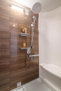 新屋 復古質樸自然風 挑高設計客廳 可停車 高速WiFi 徒步到超市 地鐵500M 一站到薄野