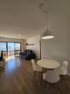 Barra Leme frontal mar