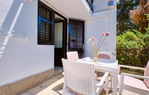 Stunning Apartment In Mali Losinj