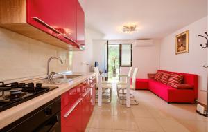 Stunning Apartment In Mali Losinj