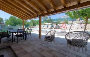 Cozy Home In Imotski With Wifi 