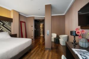 Premium King Room with Balcony