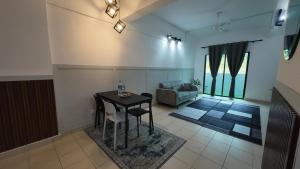milliyya cameron homestay