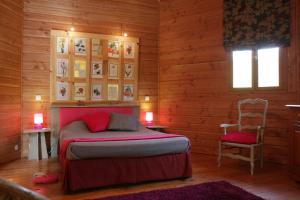 Chalets le refuge des pots rouges : photos des chambres