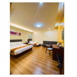 Starway Hotel and Restaurant