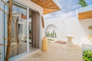 NEW! Villa Teratai - 1BR Villa in Kerobokan