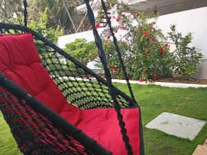 Garden cottage, 5 mins from Isha Yoga Center