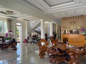 Khách Sạn Trung Hiếu